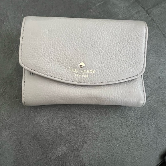 Kate Spade handbag and matching wallet - Picture 6 of 7